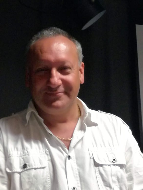 DJ Libor v bílém