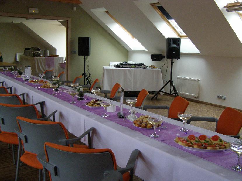 U tří volů — tabule